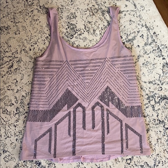 Bundle of tank tops - Picture 3 of 5